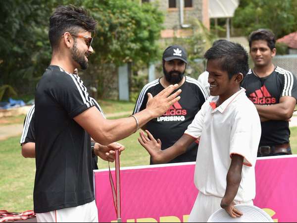 ನಾವೇನು ಕಮ್ಮಿ? ನಾವೇನು ಕಮ್ಮಿ?