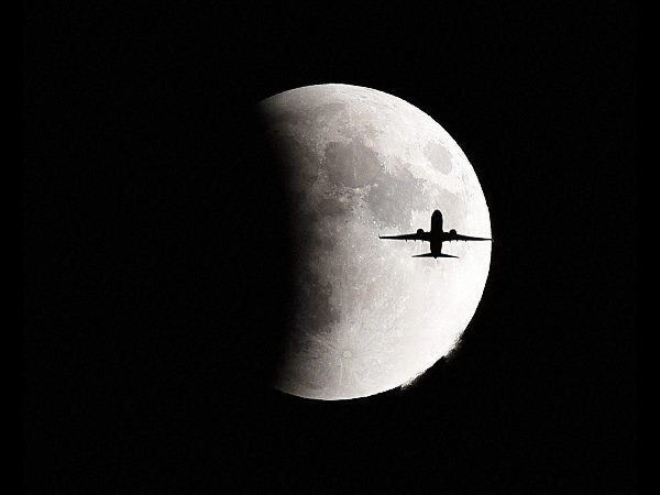 ಹಾರೋ ಹಕ್ಕಿ ಅಲ್ಲ ಇದು ವಿಮಾನ