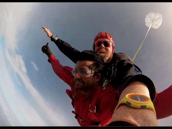 ಸ್ಕೈ ಡೈವಿಂಗ್ ಮಾಡಿದ ಕರ್ನಾಟಕದ ಸಂಸದ