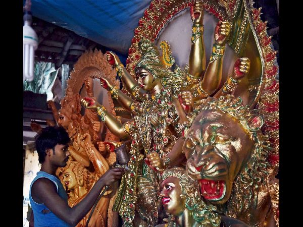  ದುರ್ಗಾಪೂಜೆಗೆ ಸಿದ್ಧತೆ