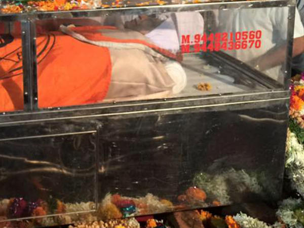 ಎಡ ಮತ್ತು ಬಲಪಂಥೀಯರ ನಡುವೆ ದ್ವೇಷ