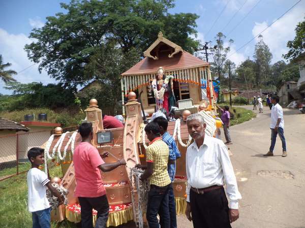 ಹಿರಿಯರಿಗೆ ಪಿತೃಕರ್ಮ (ಪಿಂಡ) 