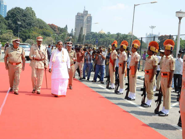 ವಿಶೇಷ ತರಬೇತಿ ಪಡೆದ ಸಿಬ್ಬಂದಿಗಳು