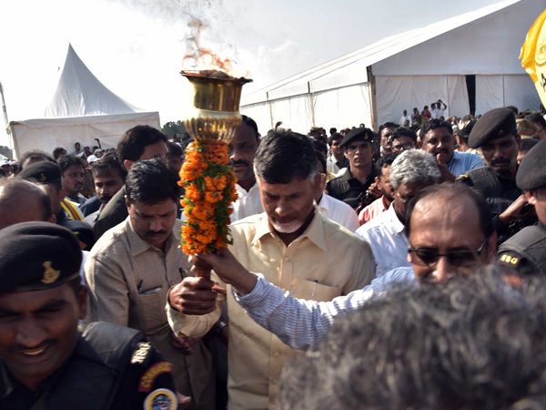 ಐತಿಹಾಸಿಕ ನಗರಿಯಾಗಿ ಅಮರಾವತಿ