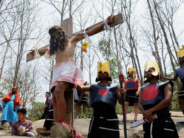 1500 Year Old Bible Claims Jesus Christ Was Not Crucified- Vatican Shocked 1500 Year Old Bible Claims Jesus Christ Was Not Crucified- Vatican Shocked