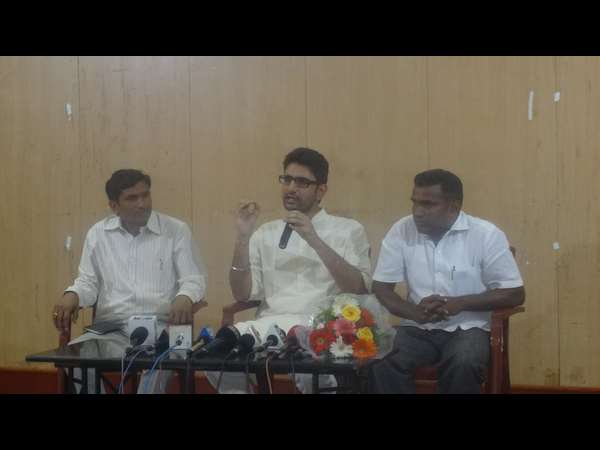 ಸಾಹಿತಿಗಳ ಮೇಲೆ ಹಲ್ಲೆ ಸಲ್ಲ