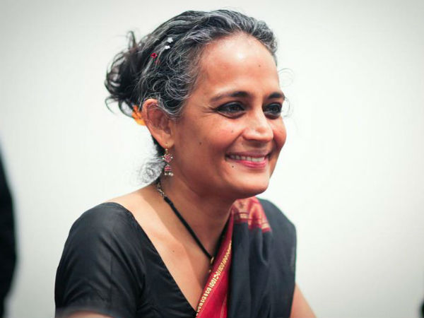 ಯಾಕೆ ಪ್ರಶಸ್ತಿ ಹಿಂದೆ ಕೊಡುತ್ತಿದ್ದಾರೆ?