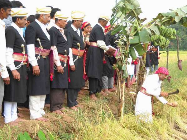 ಹುತ್ತರಿ ಹಬ್ಬದಲ್ಲಿ ನೆರೆ ಕಟ್ಟುವುದು ಎಂದರೇನು? ಹುತ್ತರಿ ಹಬ್ಬದಲ್ಲಿ ನೆರೆ ಕಟ್ಟುವುದು ಎಂದರೇನು?