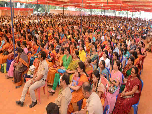 Raghaveshwara Bharathi Seer in Baddatha Meet of Havyaka in Bengaluru