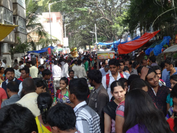  ವಾಹನ ನಿಲುಗಡೆಗೆ ವ್ಯವಸ್ಥೆ