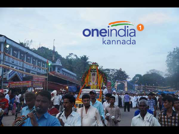 ಪಾದಯಾತ್ರೆಯಲ್ಲಿ ಅನೇಕ ಗಣ್ಯರು ಪಾಲ್ಗೊಂಡಿದ್ದರು