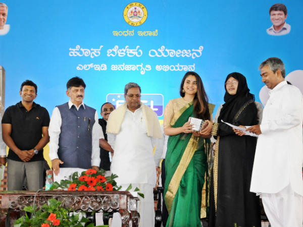 ಪ್ರತಿ ಬಲ್ಪ್ ಬೆಲೆ 100 ರೂ.