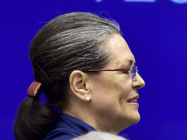 ಸೋನಿಯಾ ಕಿವಿಯೂದಿದ ನಿಷ್ಠಾವಂತರು ಸೋನಿಯಾ ಕಿವಿಯೂದಿದ ನಿಷ್ಠಾವಂತರು