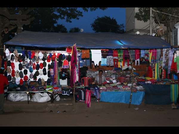 Dharmasthala :A special story on clothes vendors