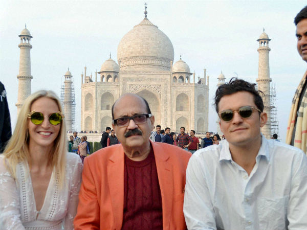  ಅಮೃತ ಸೌಧದ ಮುಂದೆ ಬಿಳಿಗರ ಪೋಸ್.