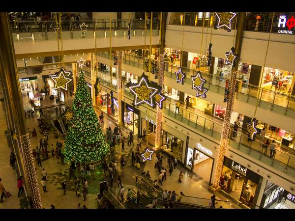 ಆಕಾಶದಿಂದ ಧರೆಗಿಳಿದ ನಕ್ಷತ್ರಗಳು