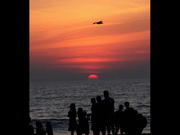 2015ರ ಕೊನೆಗಳಿಗೆಯ ಸೂರ್ಯ ಪ್ರವಾಸಿಗರ ಕಣ್ಣಲ್ಲಿ