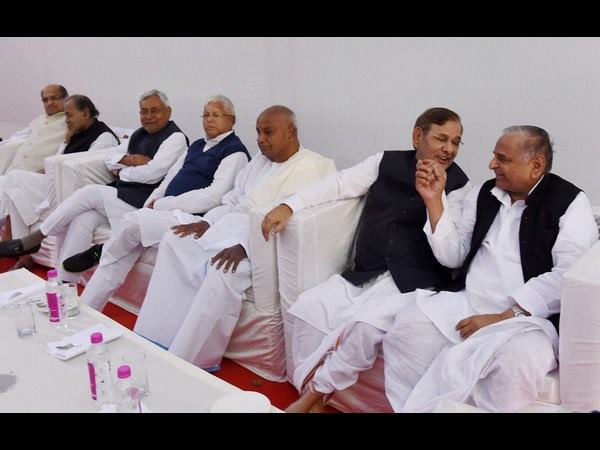 ಆರು ಪಕ್ಷಗಳು ವಿಲೀನ