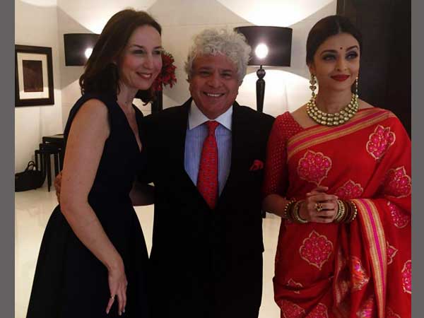 ಹೊಲ್ಲಾಂಡೆ ಔತಣಕೂಟದಲ್ಲಿ ಅತಿಥಿಗಳು ಹೊಲ್ಲಾಂಡೆ ಔತಣಕೂಟದಲ್ಲಿ ಅತಿಥಿಗಳು