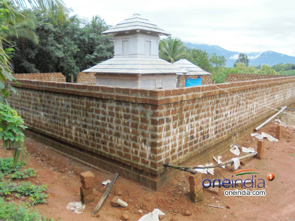 ಅನ್ಯಕೋಮಿನವರ ಸ್ವಾಧೀನದಲ್ಲಿದ್ದ ಜಮೀನು