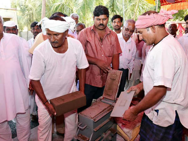 ಇಟ್ಟಿಗೆ ತಯಾರಿಸುವ ವಿಧಾನ