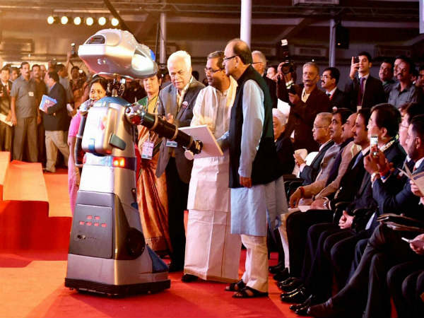 ಇನ್ವೆಸ್ಟ್ ಮೆಂಟ್ ಆಫ್ ಕರ್ನಾಟಕ 2016 ಕಾರ್ಯಕ್ರಮದಲ್ಲಿ ಸಿದ್ದರಾಮಯ್ಯ