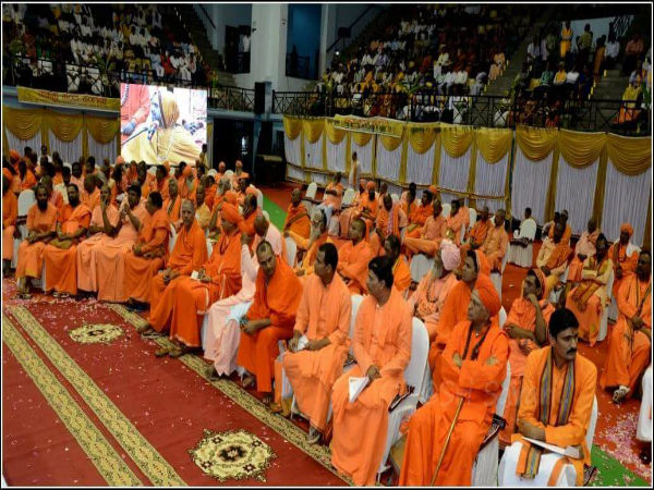 ವಿಶ್ವ ಸಂತೋಷ ಭಾರತಿ ಸ್ವಾಮೀಜಿ