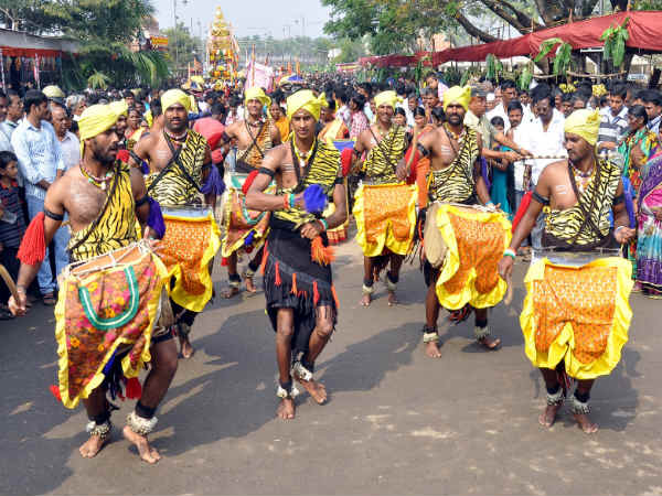 ಡೊಳ್ಳು ಮಹಾಶಯರು