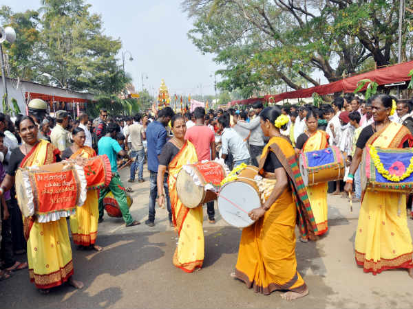 ಮಹಿಳಾ ಡೊಳ್ಳು