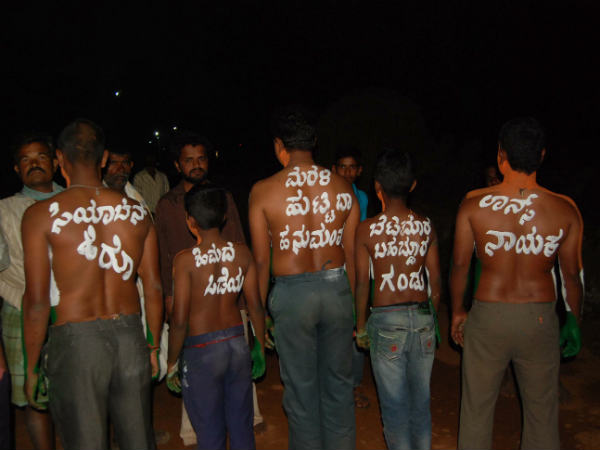 ನೂರಾರು ಜನರಿಂದ ಅಂತಿಮ ನಮನ