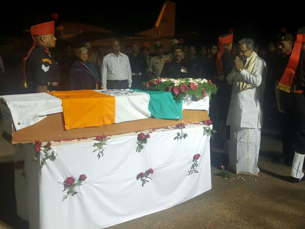 ಅಂತಿಮ ನಮನ ಸಲ್ಲಿಸಿದ ಸಿದ್ದರಾಮಯ್ಯ