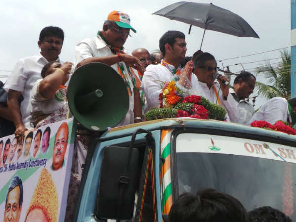 ಮೂಲ ಮತ್ತು ವಲಸಿಗ ಕಾಂಗ್ರೆಸಿಗರ ಸಮರ