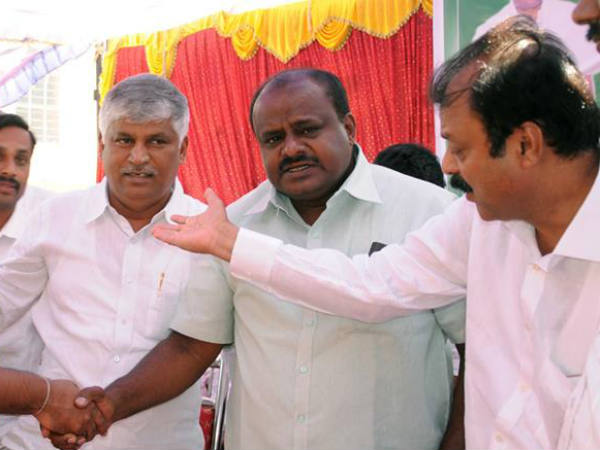 'ಅವರಿಗೆ ಮಾತನಾಡುವ ಯೋಗ್ಯತೆ ಇಲ್ಲ'