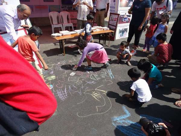 ಮಕ್ಕಳ ಚಿತ್ತಾರದಿಂದ ತುಂಬಿಕೊಂಡ ಎಂಜಿ ರಸ್ತೆ