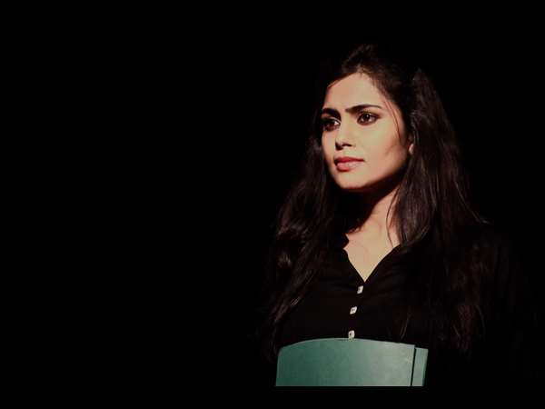 E =MC2 ನಾಟಕದ ಸಾರಾಂಶ