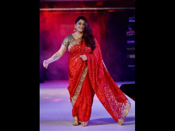 ನಟಿ, ರಾಜಕಾರಣಿ ಖುಷ್ಬೂ ಹೆಸರಿನಲ್ಲಿ ದೇಗುಲ ನಟಿ, ರಾಜಕಾರಣಿ ಖುಷ್ಬೂ ಹೆಸರಿನಲ್ಲಿ ದೇಗುಲ