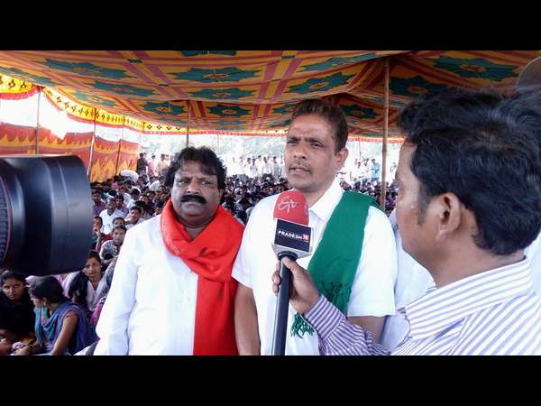 ಸಂಸ್ಥೆಗೆ ತೋರಿಸುವ ಪ್ರೀತಿ ನಮಗೆ ತೋರಿಸಿ 