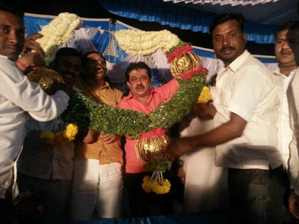 ಟ್ವಿಟ್ಟರ್‌ನಲ್ಲಿರುವವ ರಾಜಕಾರಣಿಗಳು