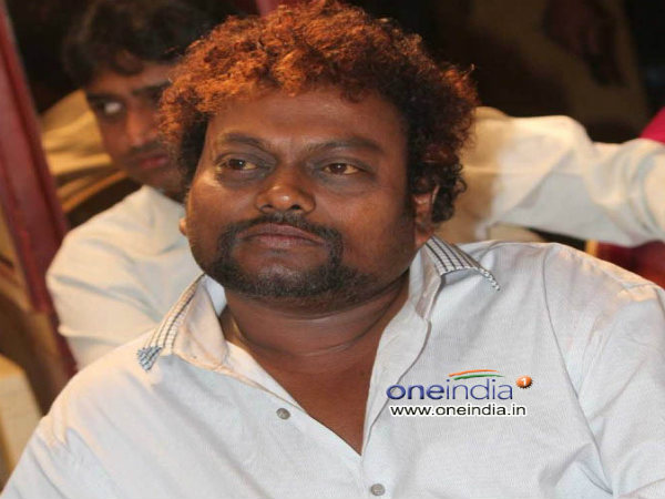 What says sandalwood actor Sadhu kokila about Father Chasara