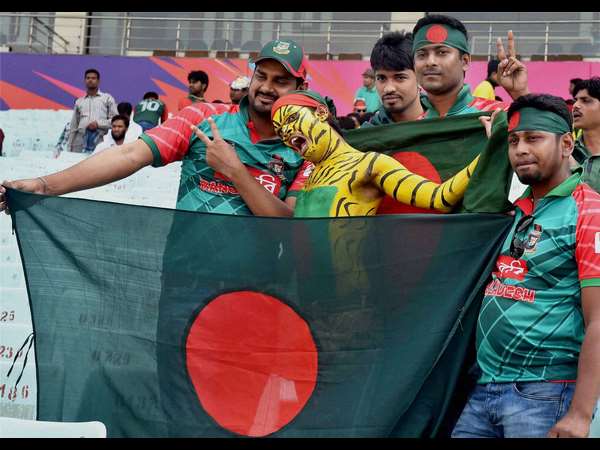 ಬಾಂಗ್ಲಾ ಅಭಿಮಾನಿಗಳು