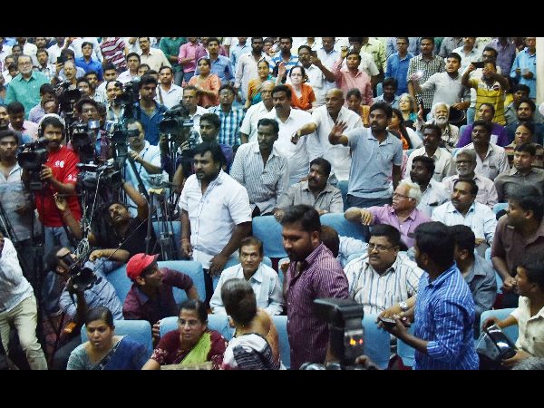  ದೇಶದ ಪರ ಹೋರಾಟ ನಿರಂತರ