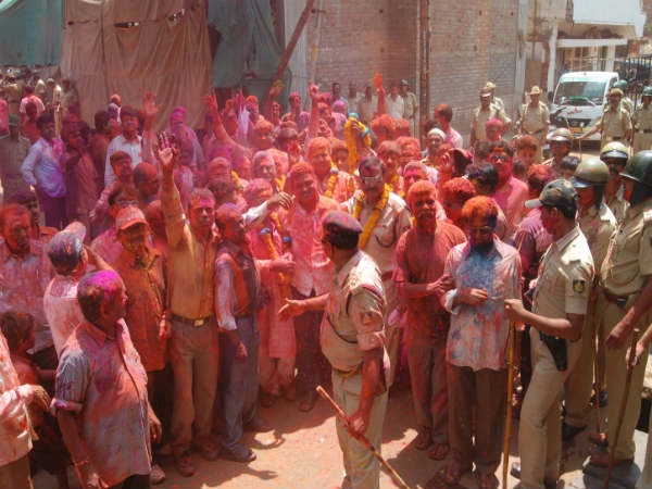 ಶಾಂತಿ ಕದಡದ ಹೋಳಿ