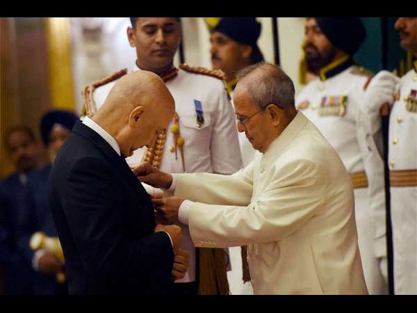 ನಟ ಅನುಪಮ್ ಖೇರ್ ಗೆ ಪದ್ಮಭೂಷಣ ನಟ ಅನುಪಮ್ ಖೇರ್ ಗೆ ಪದ್ಮಭೂಷಣ