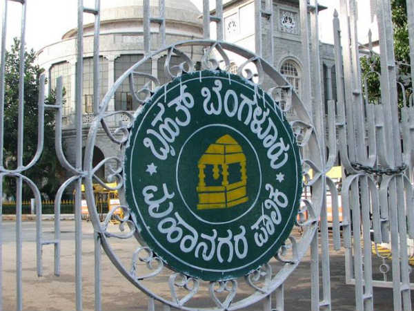 ಬಿಸಿಯೂಟ, ವೃದ್ಧಾಶ್ರಮ