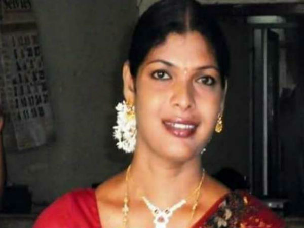 ಸಾಮಾಜಿಕ ಕಾರ್ಯಕರ್ತೆಯಾಗಿರುವ ದೇವಿ