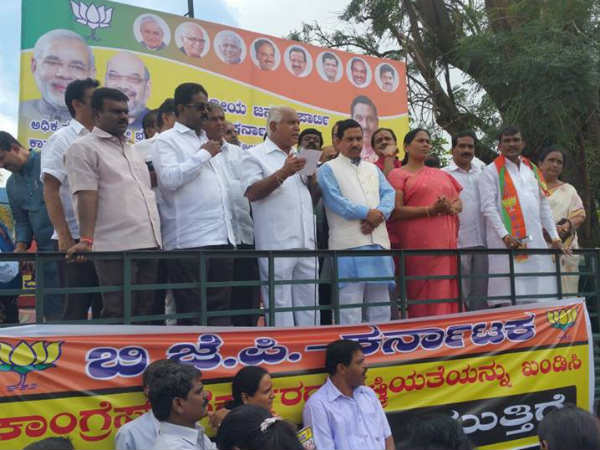 ಪ್ರಬಲ ವಿರೋಧ ಪಕ್ಷವಾಗಿ ಬೆಳೆಯಬೇಕು ಪ್ರಬಲ ವಿರೋಧ ಪಕ್ಷವಾಗಿ ಬೆಳೆಯಬೇಕು