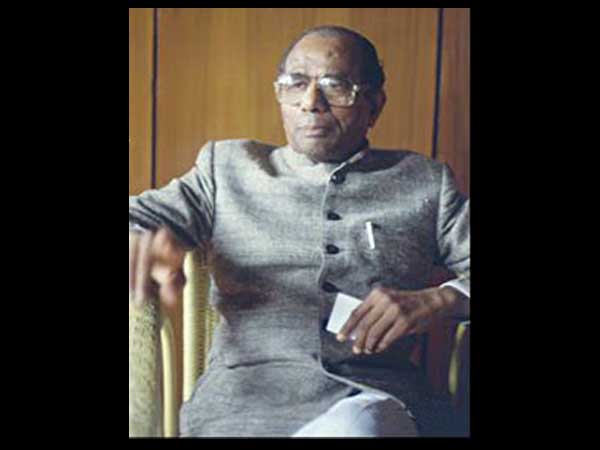 ಕಾಂಗ್ರೆಸ್ ಹಾಗೂ ವೀರಶೈವ ಲಿಂಗಾಯತರು ಕಾಂಗ್ರೆಸ್ ಹಾಗೂ ವೀರಶೈವ ಲಿಂಗಾಯತರು