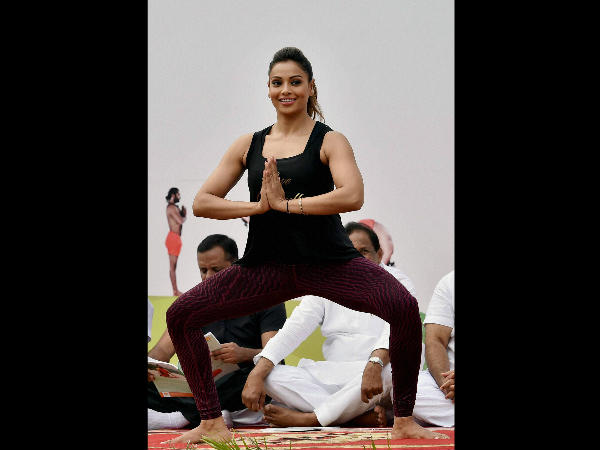 ಬಿಪಶಾ ಬಸು ಯೋಗ 