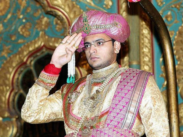 ಜೂನ್ 25ರಂದು ಚಪ್ಪರಶಾಸ್ತ್ರ ಜೂನ್ 25ರಂದು ಚಪ್ಪರಶಾಸ್ತ್ರ