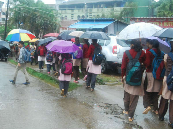 Heavy rain in Madikeri : Bhagamandala inundated